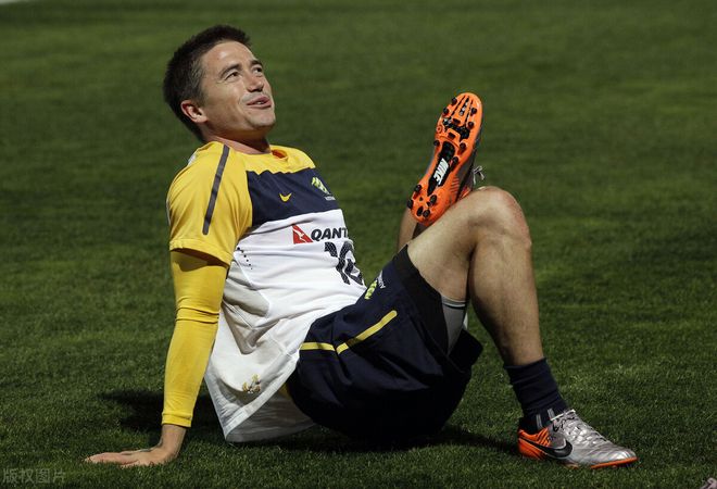 开云体育入口-国际比赛日意甲传出新动向，深圳男篮回应争议，管理层表态——质疑声仍在，更衣室氛围转暖的简单介绍