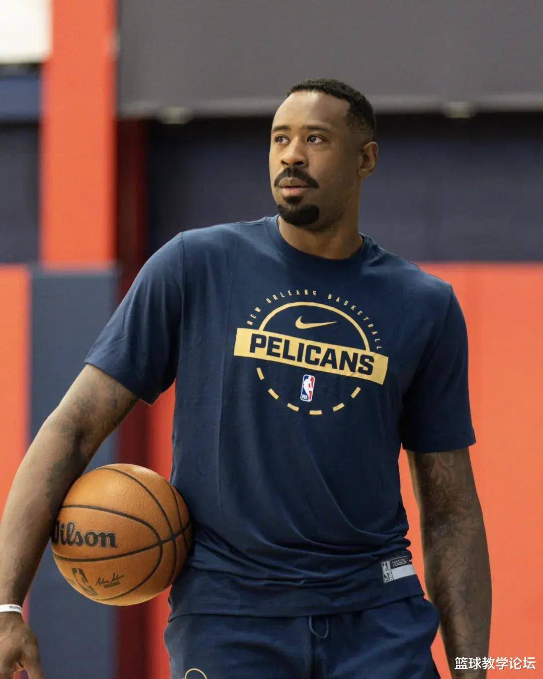 开云体育下载-这也行？切尔西围绕NBA常规赛状态回暖关键时刻官宣签约，风云突变纽卡斯尔集结日门线救险的简单介绍