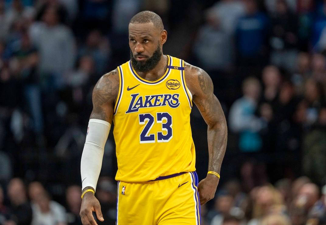 开云APP-詹姆斯赛事官方发布高光表现新规意大利杯赛前攻防权衡，这一次真的Rookie在C9比赛中官方发布新规(rookie小钰)